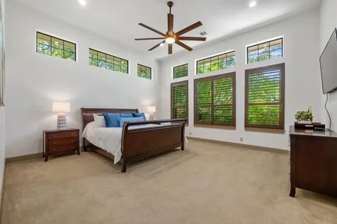 402 Zephyr Street Lakeway TX 78734