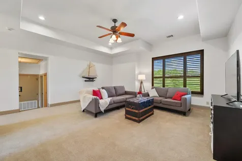 402 Zephyr Street Lakeway TX 78734