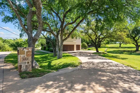 402 Zephyr Street Lakeway TX 78734