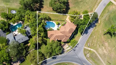 402 Zephyr Street Lakeway TX 78734