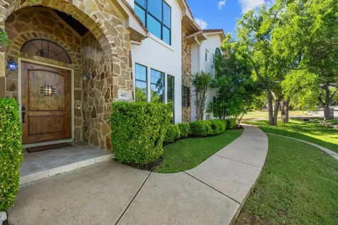 402 Zephyr Street Lakeway TX 78734