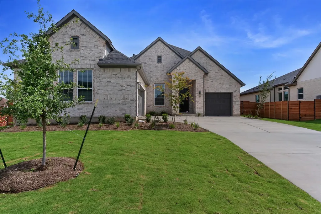 1013 Painted Horse Drive Georgetown TX 78633