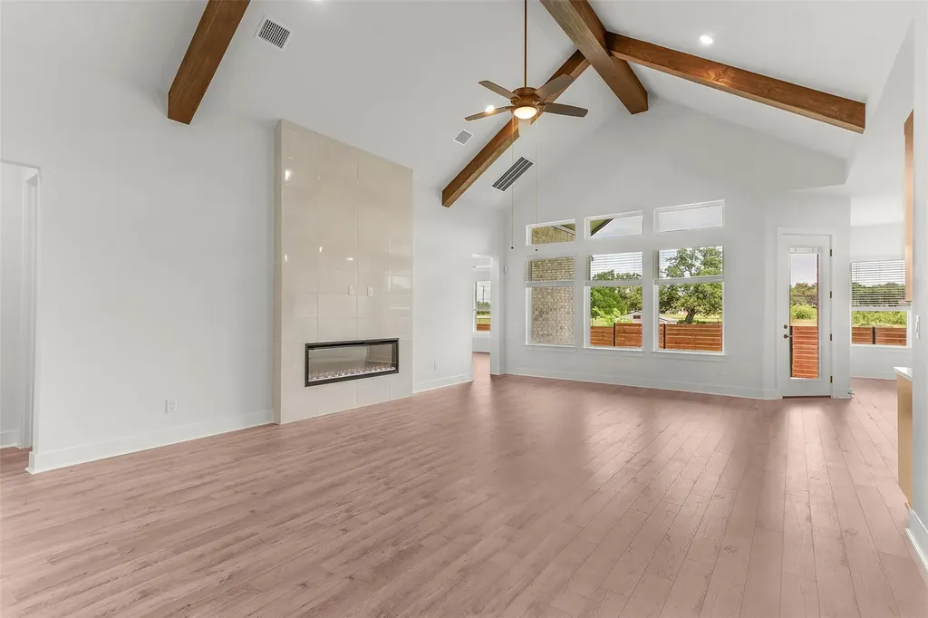 1013 Painted Horse Drive Georgetown TX 78633