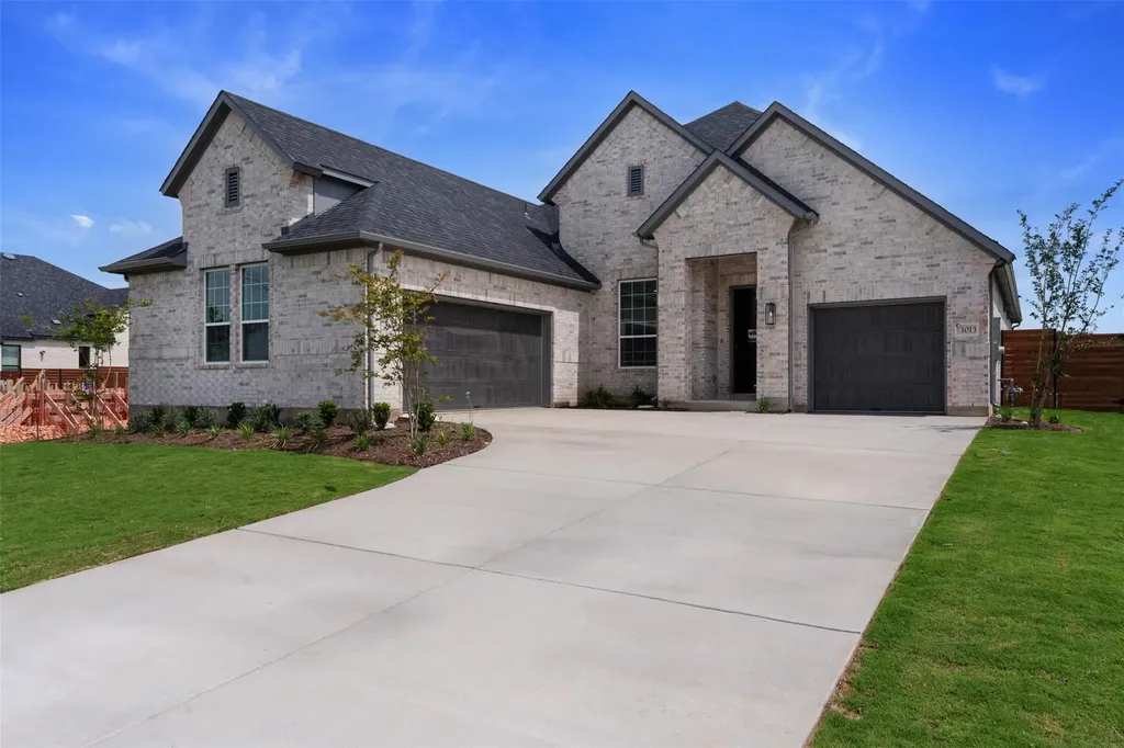 1013 Painted Horse Drive Georgetown TX 78633