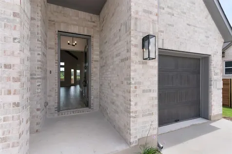 1013 Painted Horse Drive Georgetown TX 78633