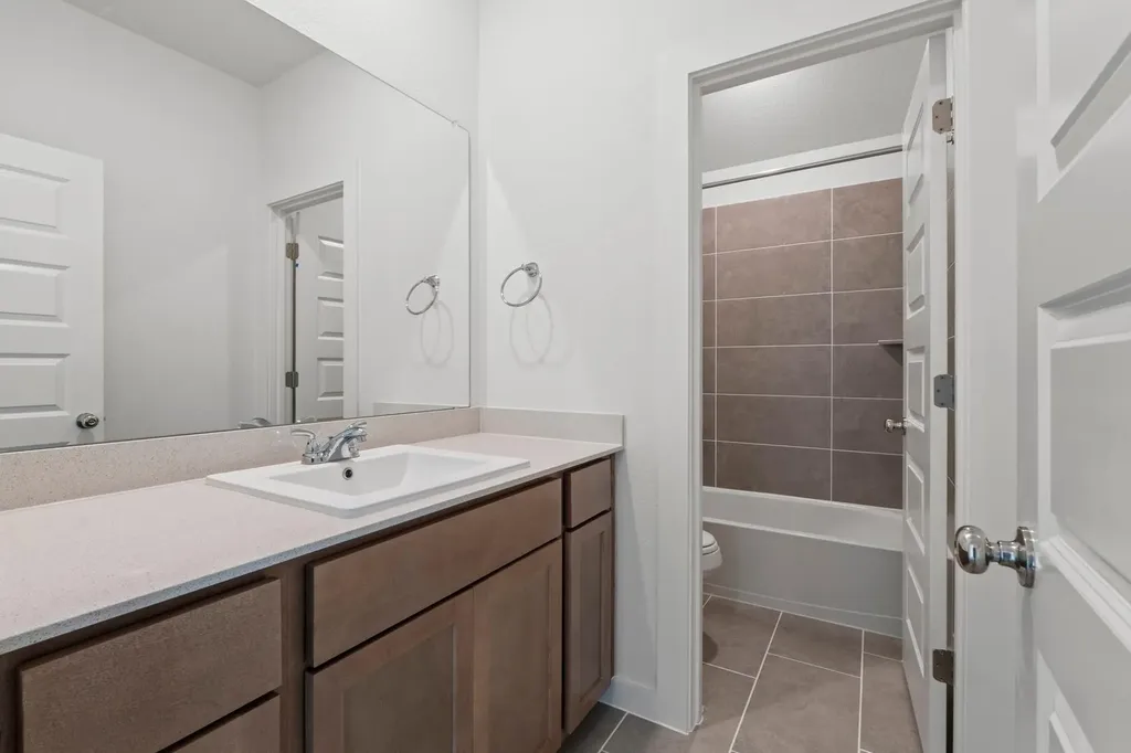 4802 Native Pearl Austin TX 78754
