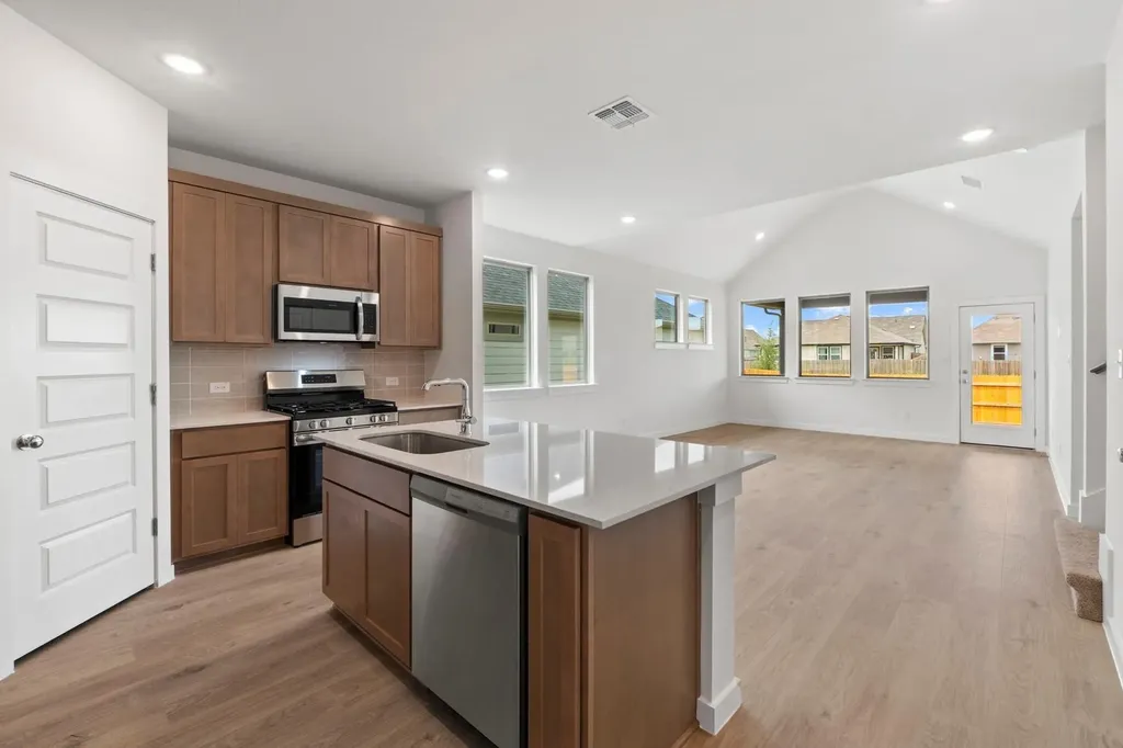 4802 Native Pearl Austin TX 78754