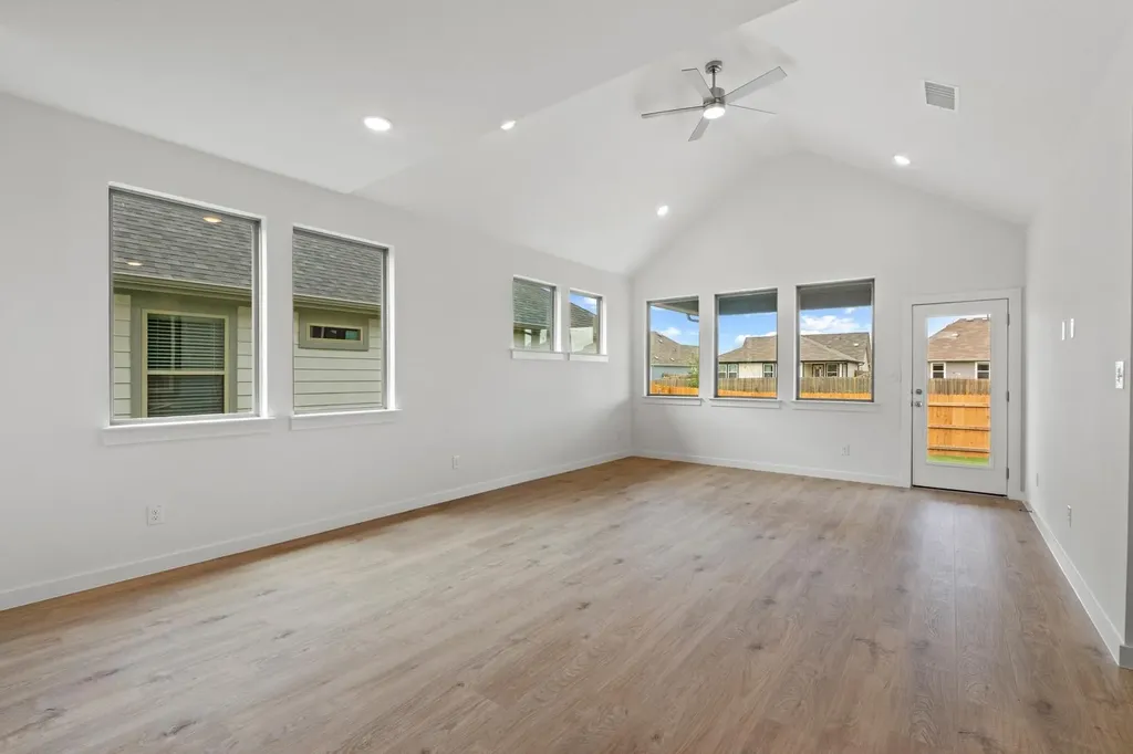 4802 Native Pearl Austin TX 78754