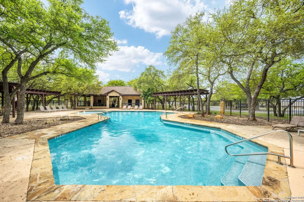 615 Caballo Trail Canyon Lake TX 78133