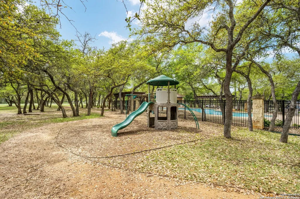 615 Caballo Trail Canyon Lake TX 78133
