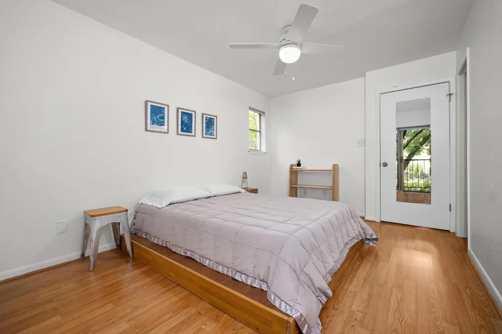 2104 Cullen Avenue Austin TX 78757