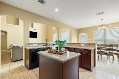 1002 Wallin Farms Cove Hutto TX 78634