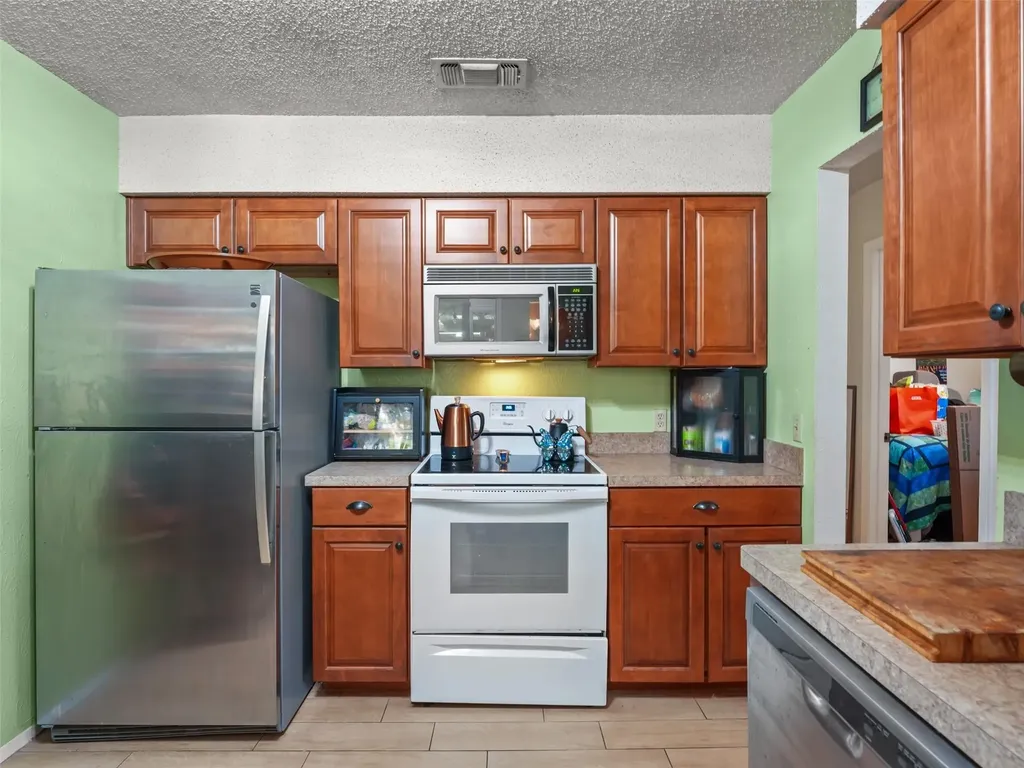 9622 Covey Ridge Lane Austin TX 78758