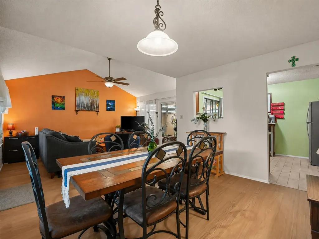 9622 Covey Ridge Lane Austin TX 78758