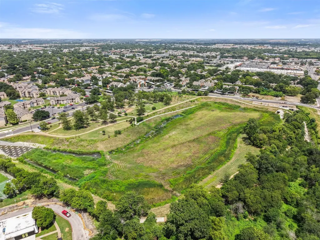 9622 Covey Ridge Lane Austin TX 78758