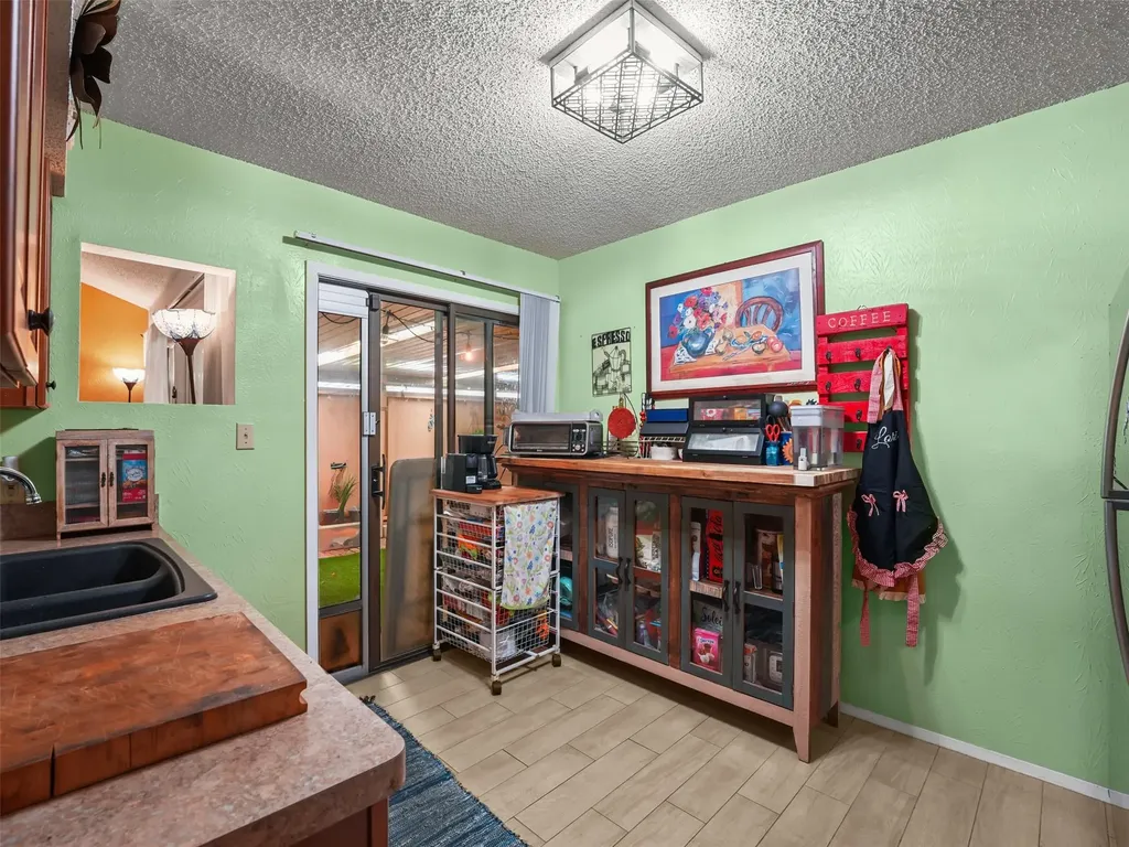 9622 Covey Ridge Lane Austin TX 78758