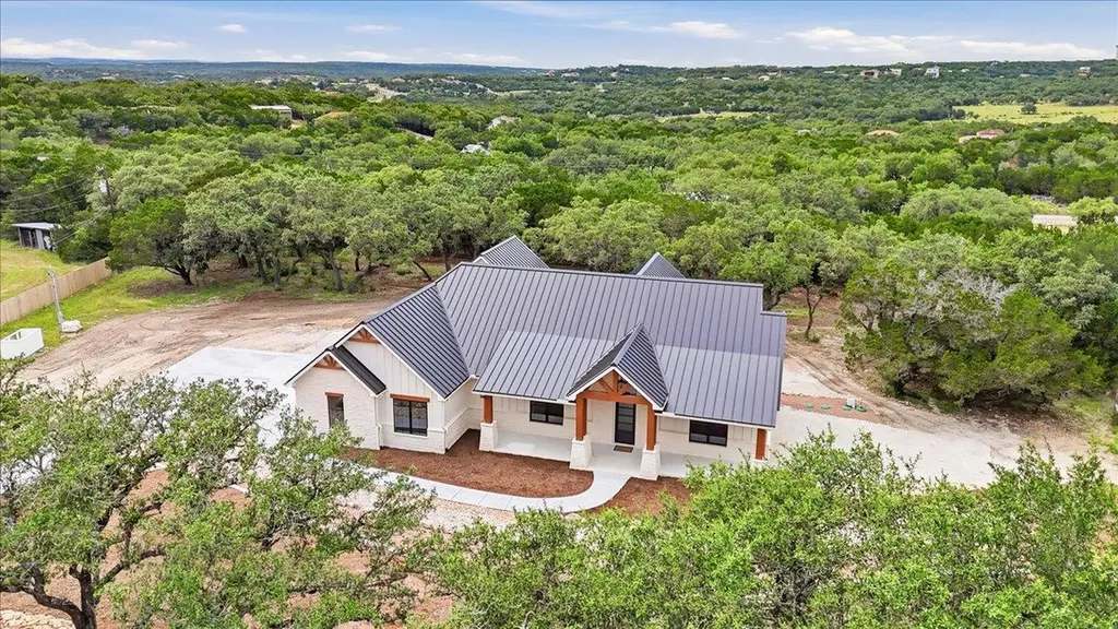 1744 Crossbow Drive Canyon Lake TX 78133
