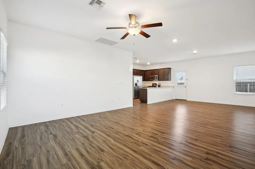 15312 Sweet Mimosa Drive Del Valle TX 78617