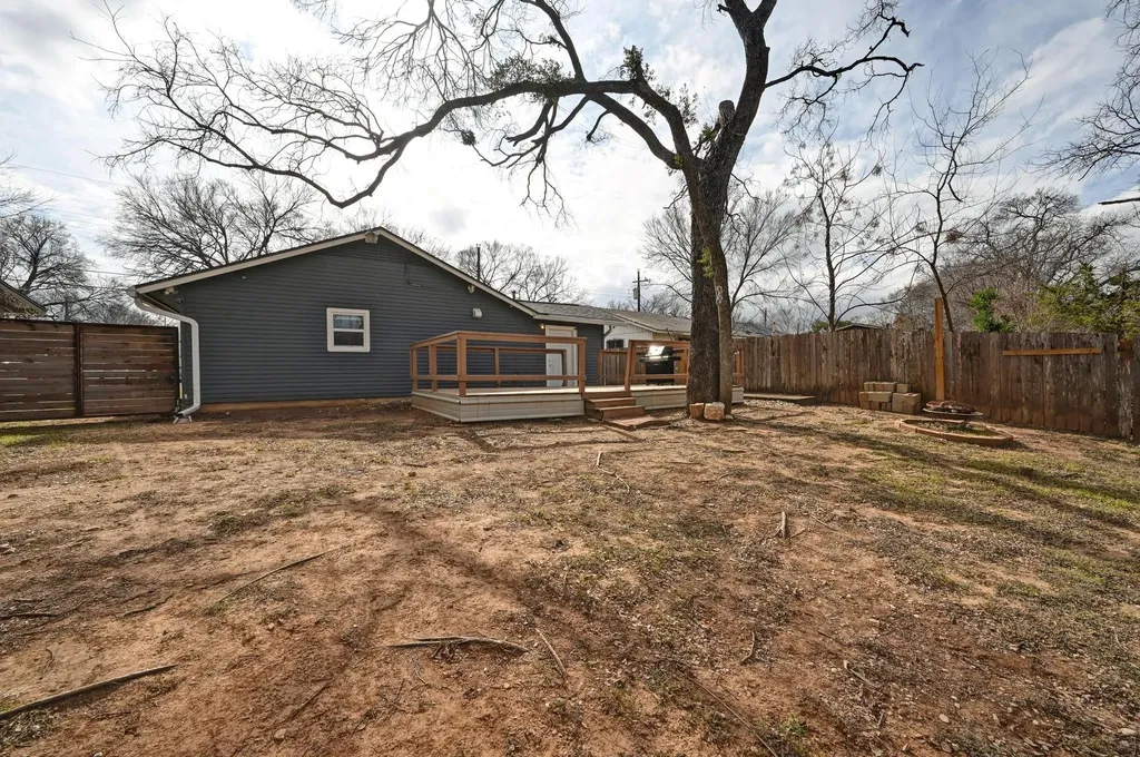6302 Thurgood Avenue Austin TX 78721