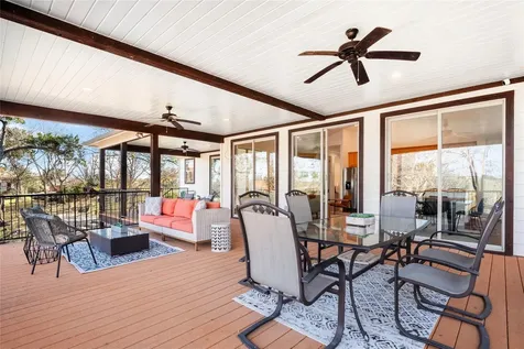 25400 Cove Drive Spicewood TX 78669