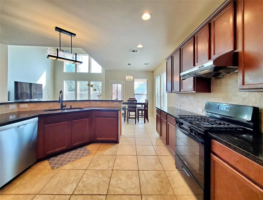 1436 Lindo Drive Leander TX 78641