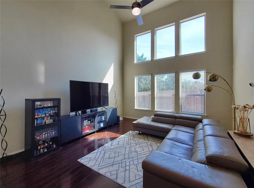 1436 Lindo Drive Leander TX 78641