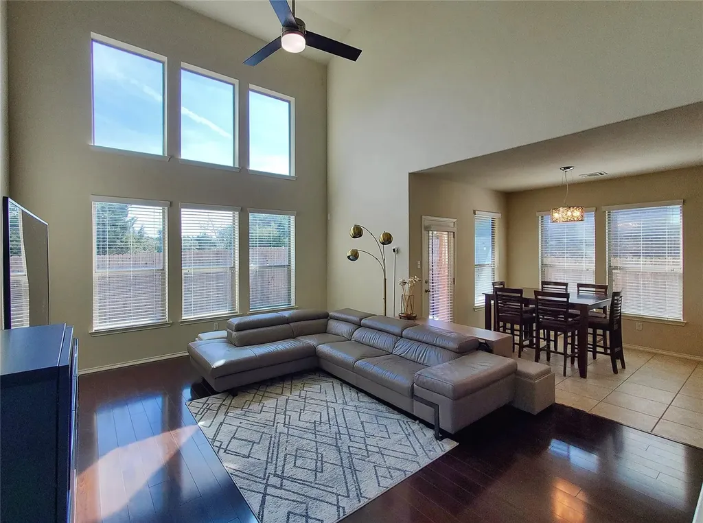 1436 Lindo Drive Leander TX 78641