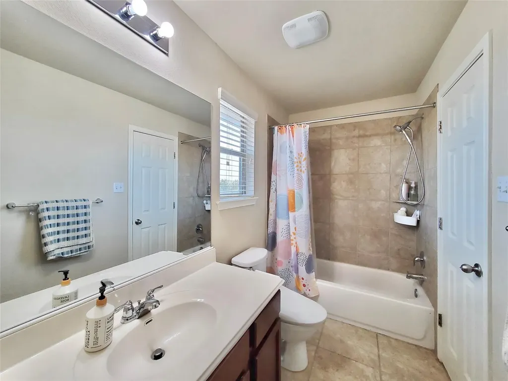 1436 Lindo Drive Leander TX 78641
