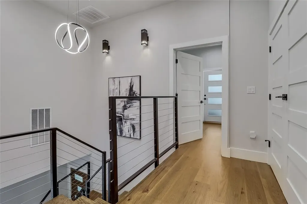 1111 W Annie Street Austin TX 78704