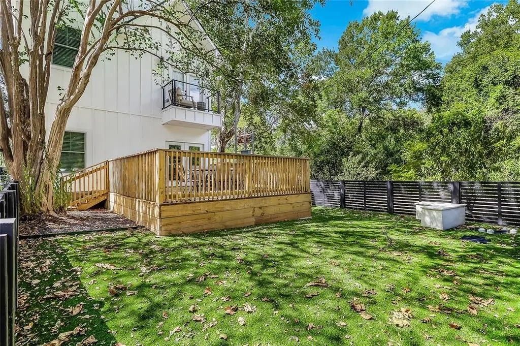 1111 W Annie Street Austin TX 78704