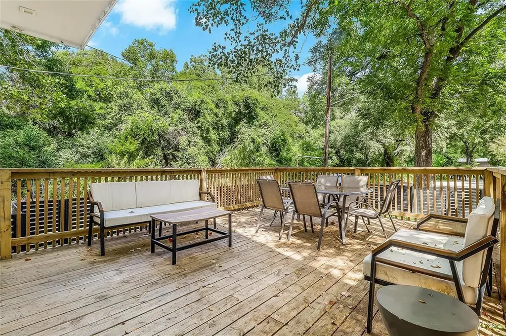 1111 W Annie Street Austin TX 78704