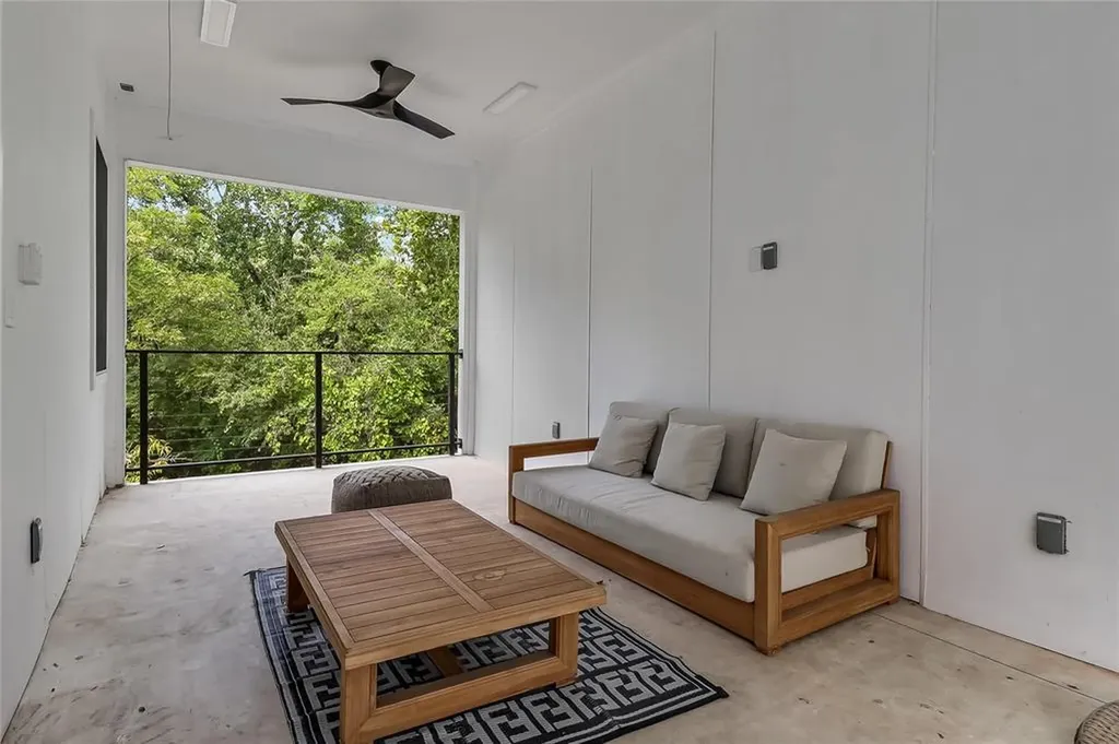1111 W Annie Street Austin TX 78704