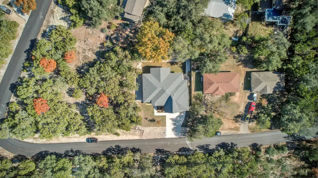 6509 Shady Lane Lago Vista TX 78645