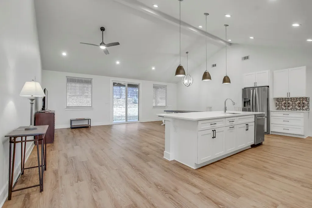 6509 Shady Lane Lago Vista TX 78645