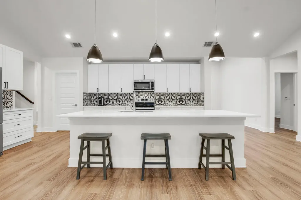 6509 Shady Lane Lago Vista TX 78645