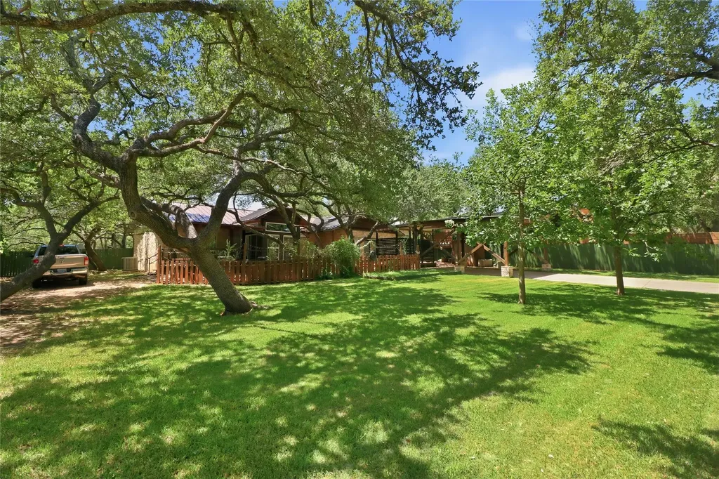 102 N Lake Hills Drive Austin TX 78733