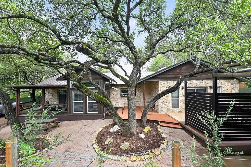 102 N Lake Hills Drive Austin TX 78733