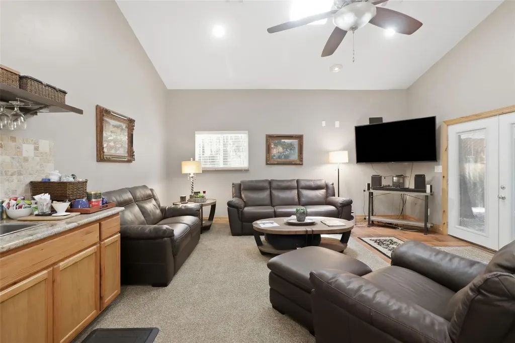 102 N Lake Hills Drive Austin TX 78733