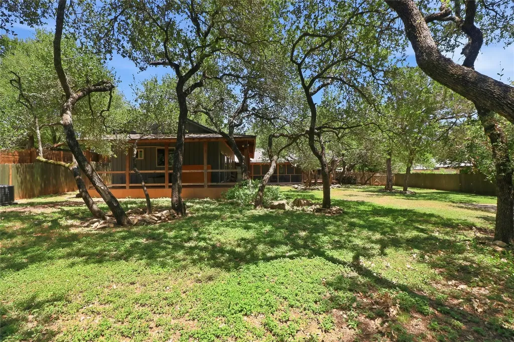 102 N Lake Hills Drive Austin TX 78733