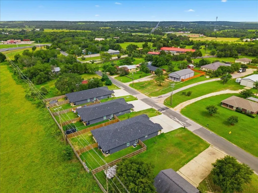 109 Fisher Street Elgin TX 78621