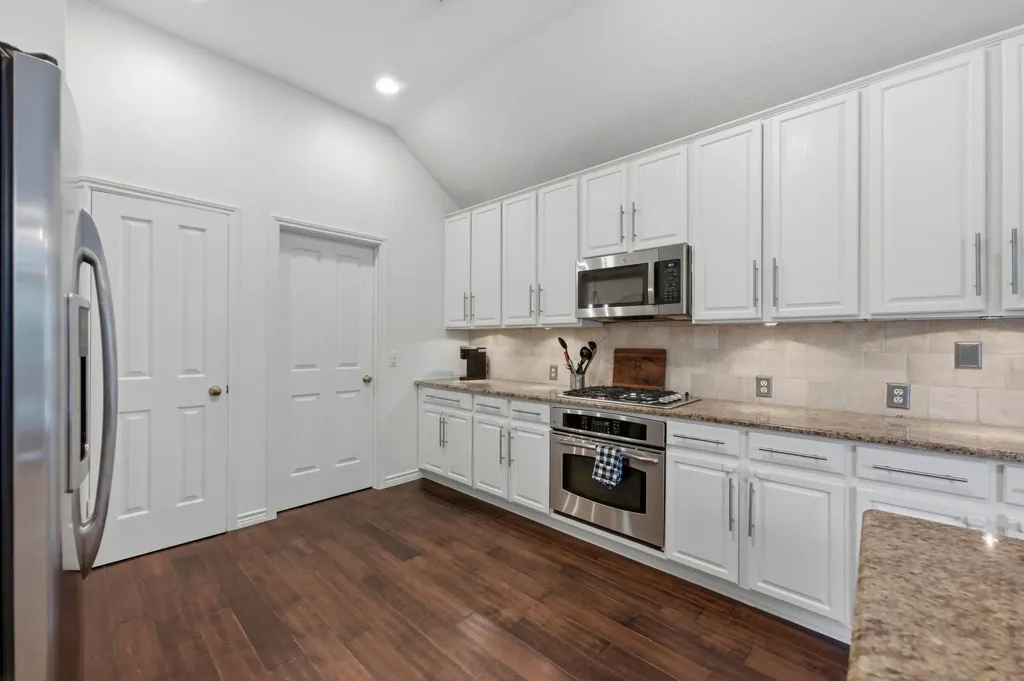 5313 Concho Creek Bend Austin TX 78735