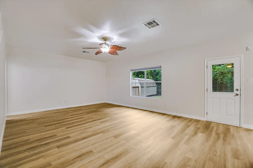 111 Dove Song Drive Leander TX 78641