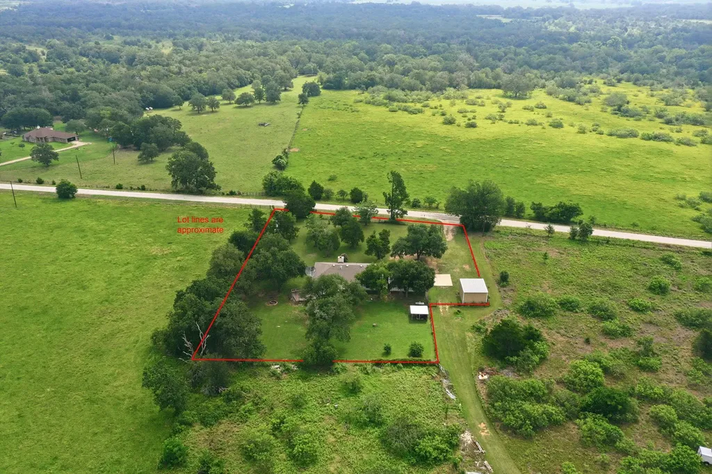 900 County Road 474 Elgin TX 78621