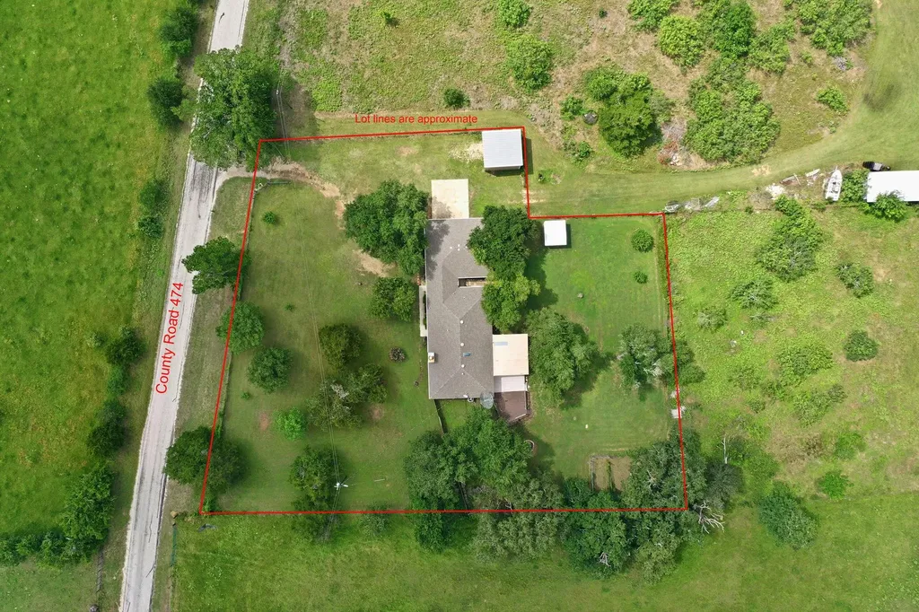 900 County Road 474 Elgin TX 78621