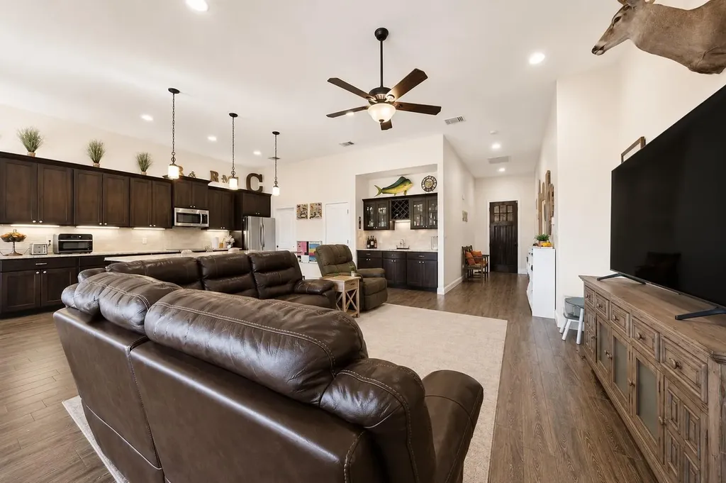 1773 Desiree Street Canyon Lake TX 78133