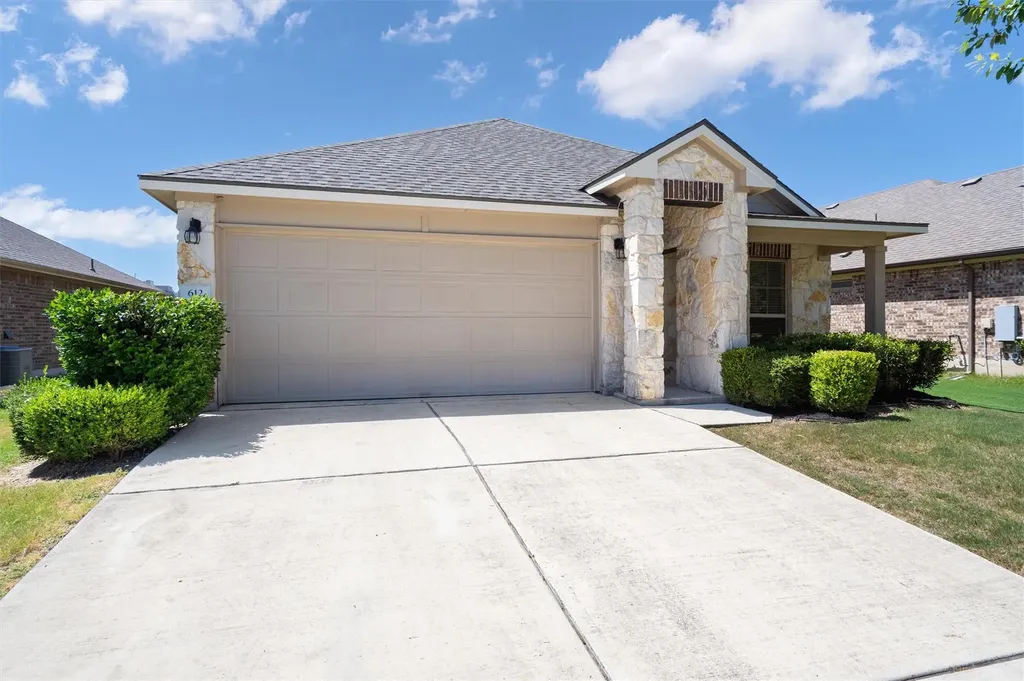 612 Heinatz Flat Lane Leander TX 78641