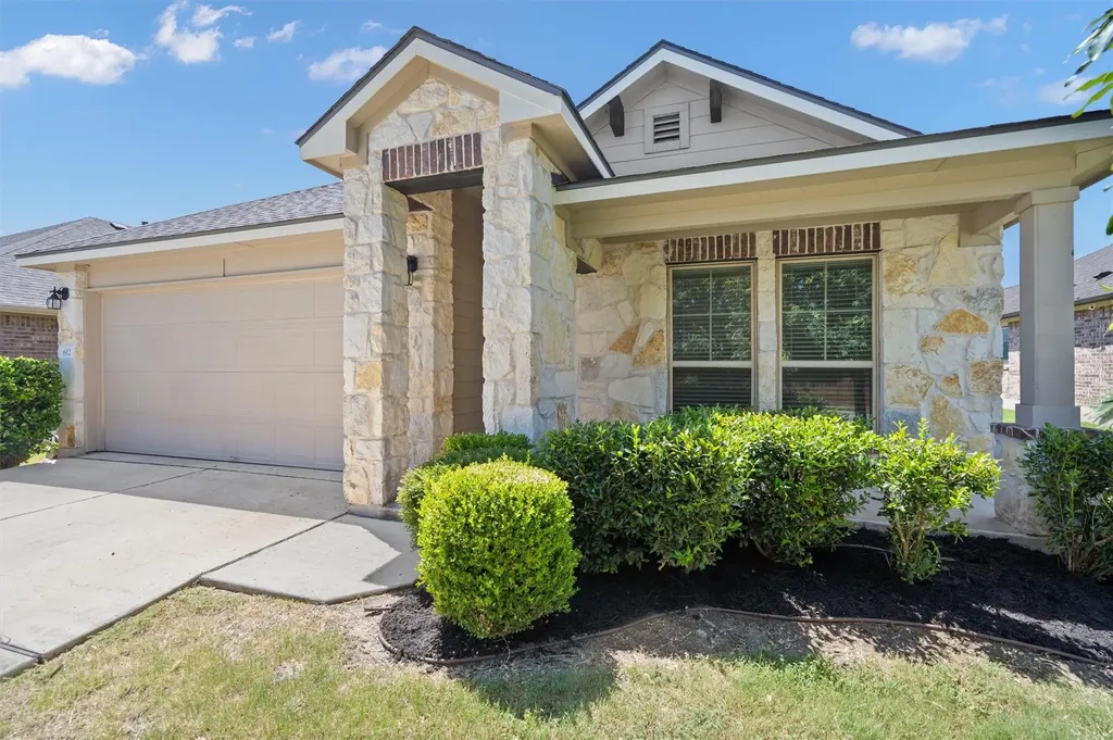 612 Heinatz Flat Lane Leander TX 78641