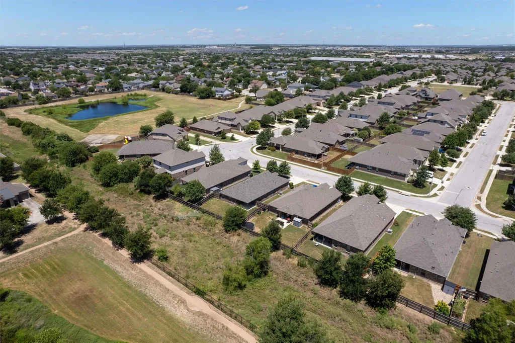 612 Heinatz Flat Lane Leander TX 78641