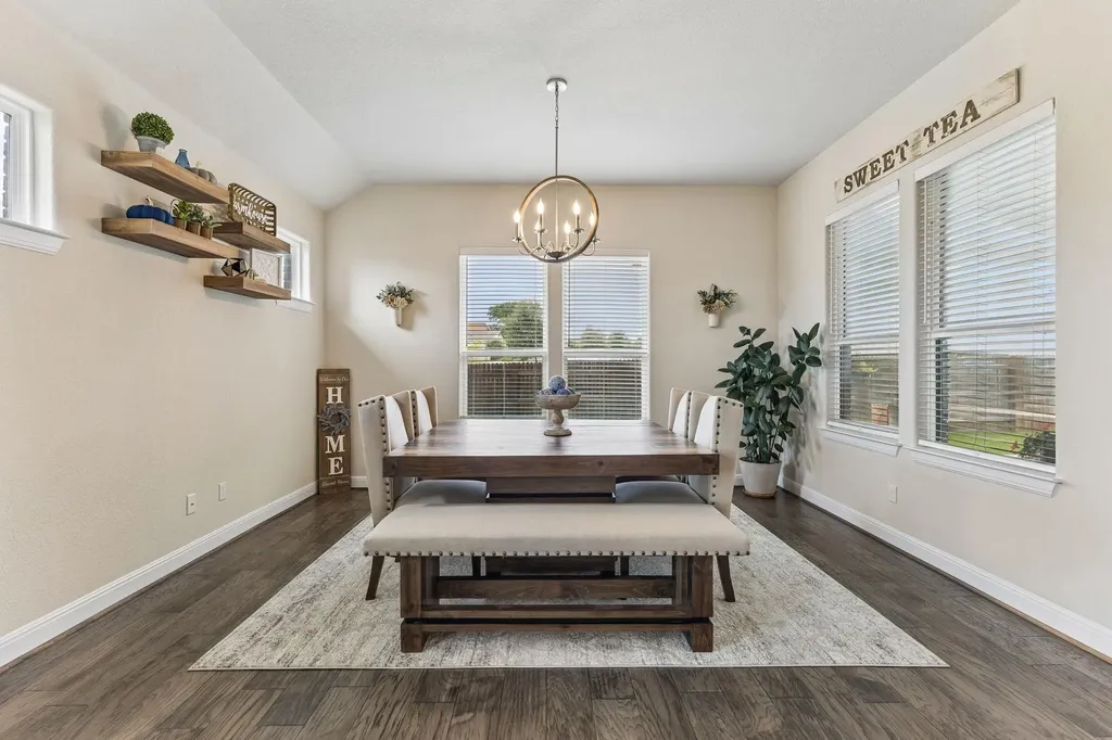 238 Arapaho Drive Kyle TX 78640