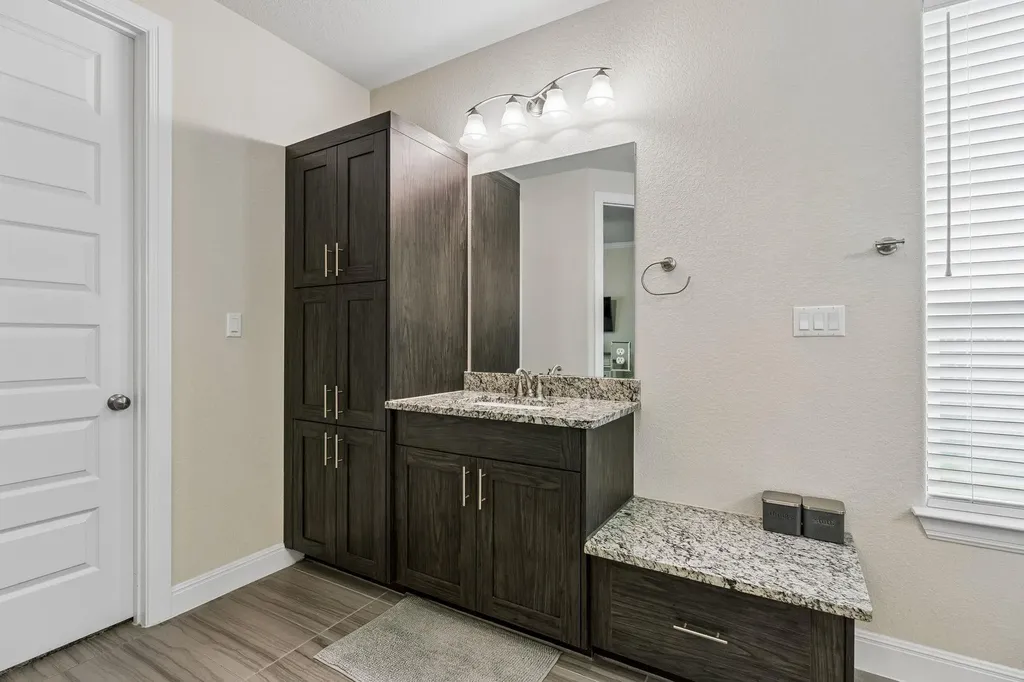 238 Arapaho Drive Kyle TX 78640